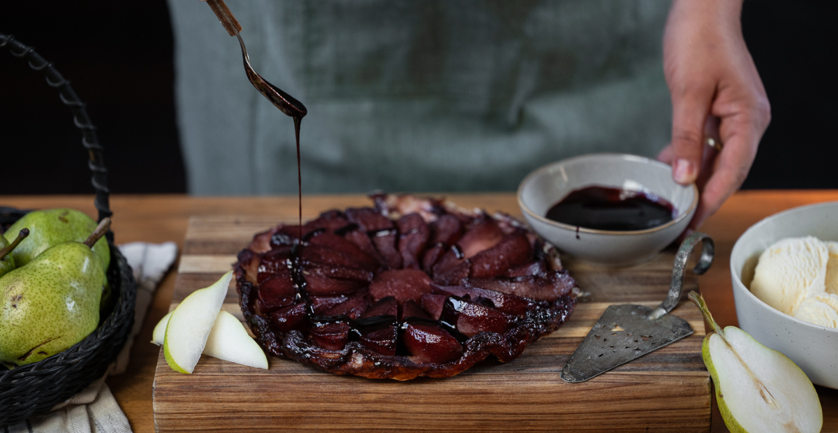 Glühwein Poached Pear Tarte Tatin Recipe