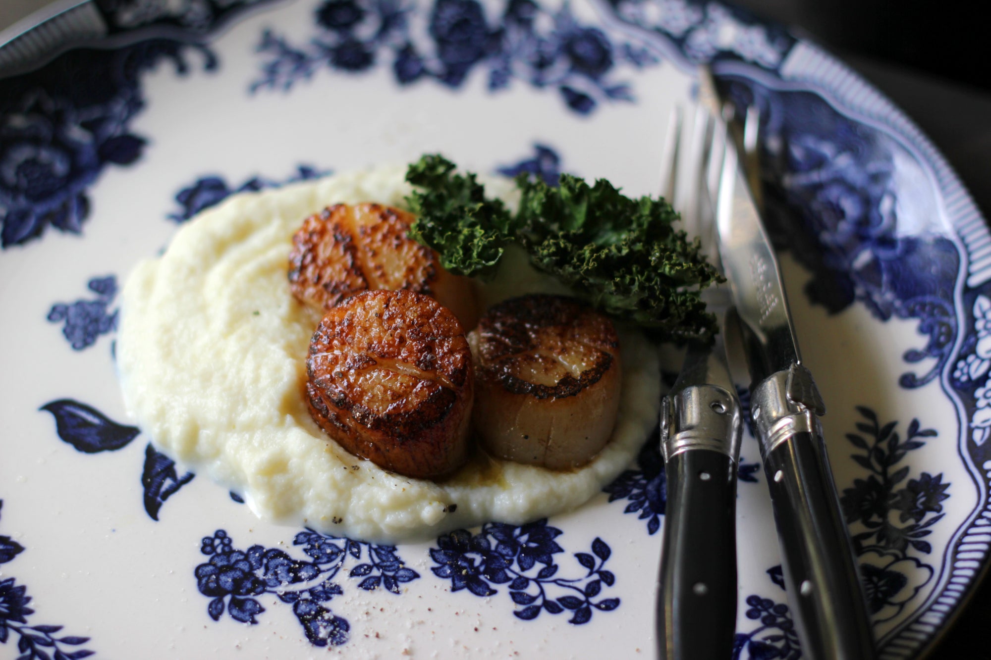 Seared Scallops with Black Truffle Salt, Cauliflower Purée & Kale Crisps Recipe