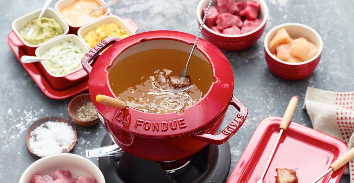 Broth Fondue with Dipping Sauces - Gewürzhaus