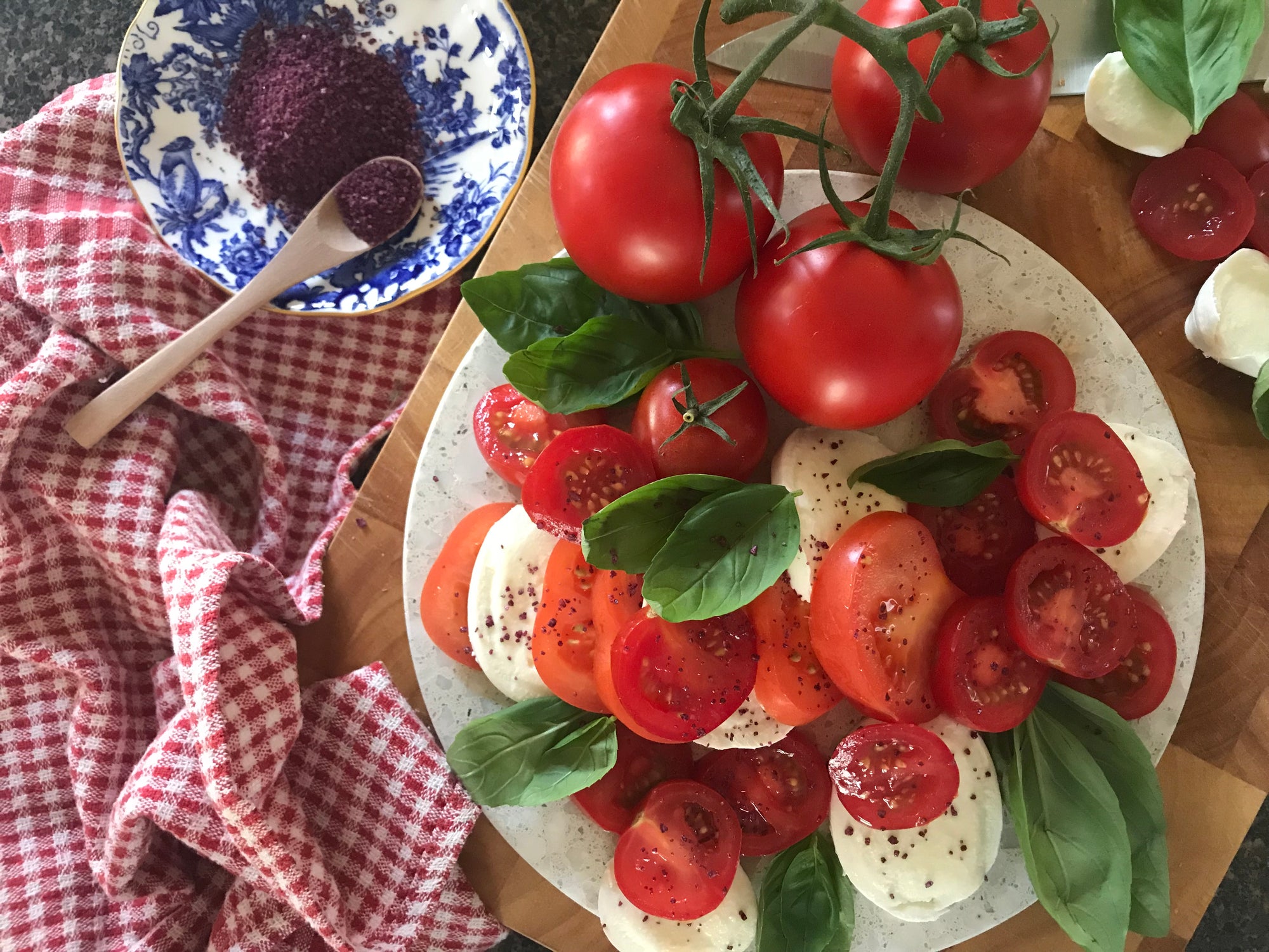 Easy Caprese Salad