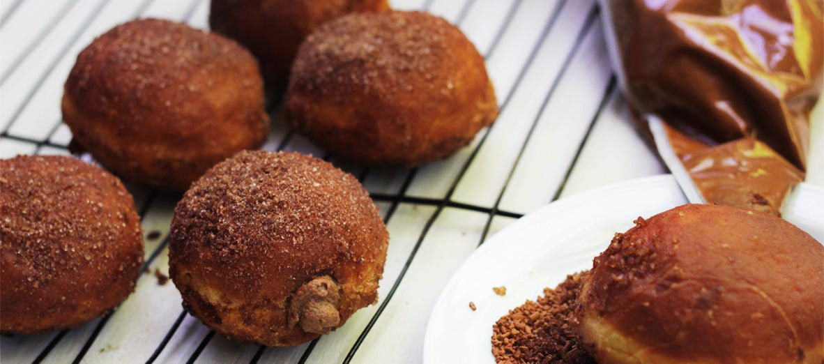 Doughnuts with Chestnut Chocolate Cream - Gewürzhaus