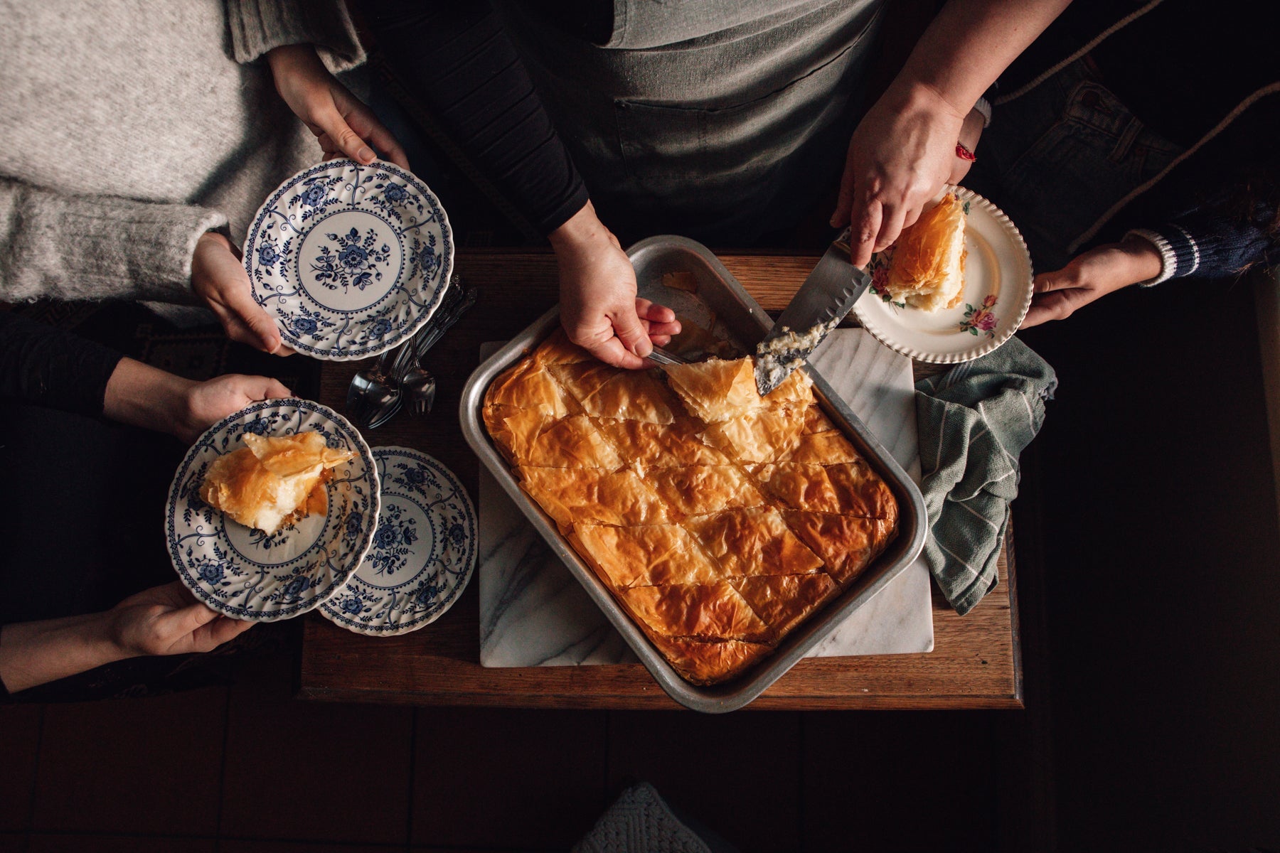 Galaktoboureko (Vanilla & Semolina Custard Pie with Syrup) - Gewürzhaus