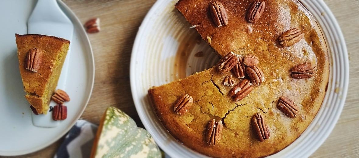 Pumpkin Pecan Cake with Maple Glaze - Gewürzhaus