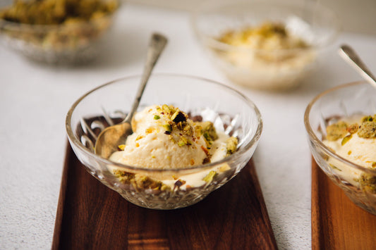 Saffron and Honey No-Churn Ice Cream with Pistachio Crumb - Gewürzhaus