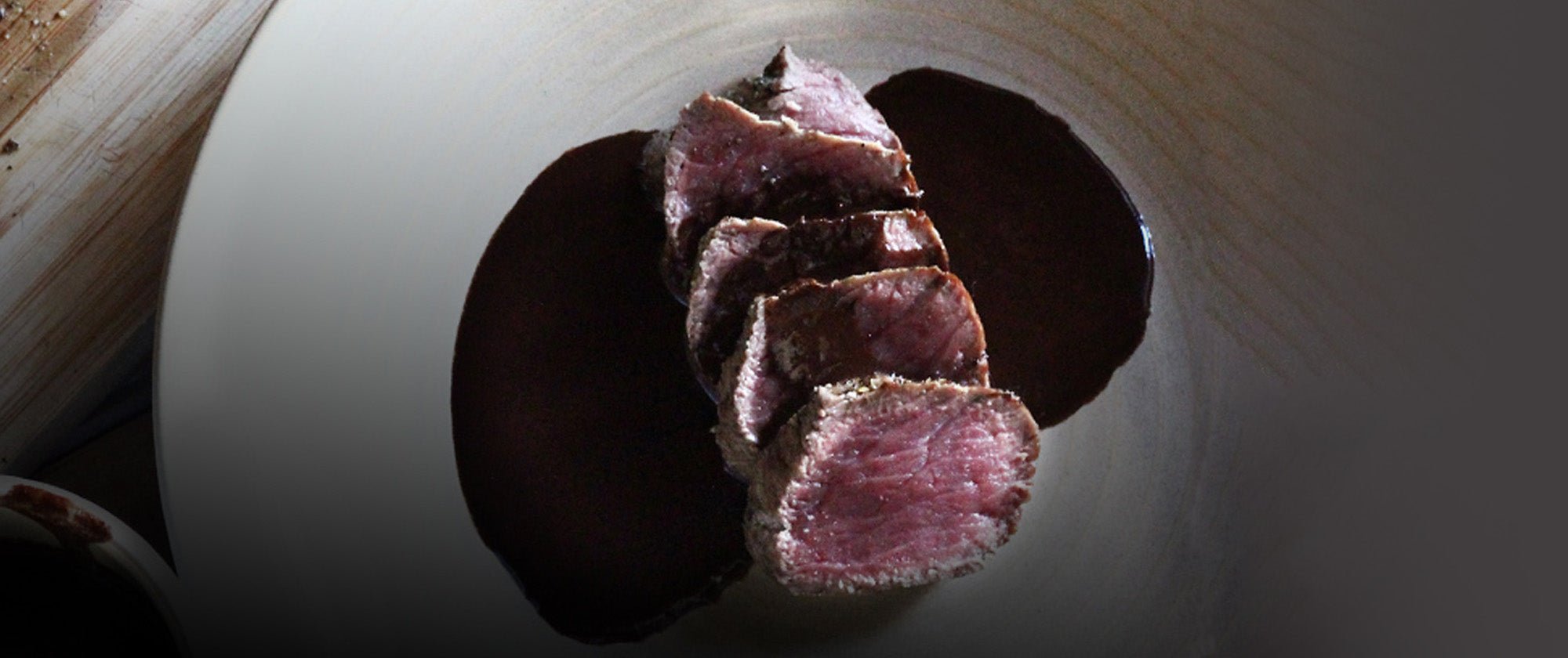 Seared Venison with Chilli Chocolate Sauce - Gewürzhaus