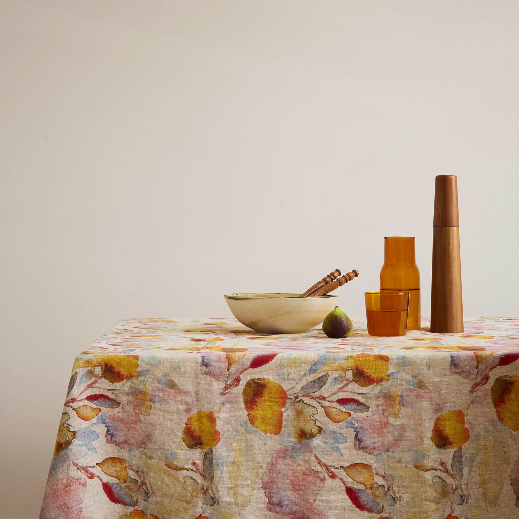 Gewürzhaus - Linen Tablecloth Orange Flow on Natural