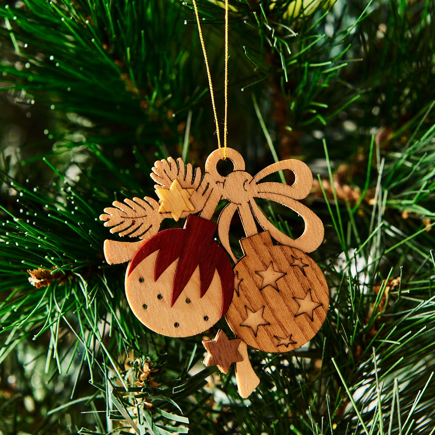 Hanging ornament, Christmas Motifs