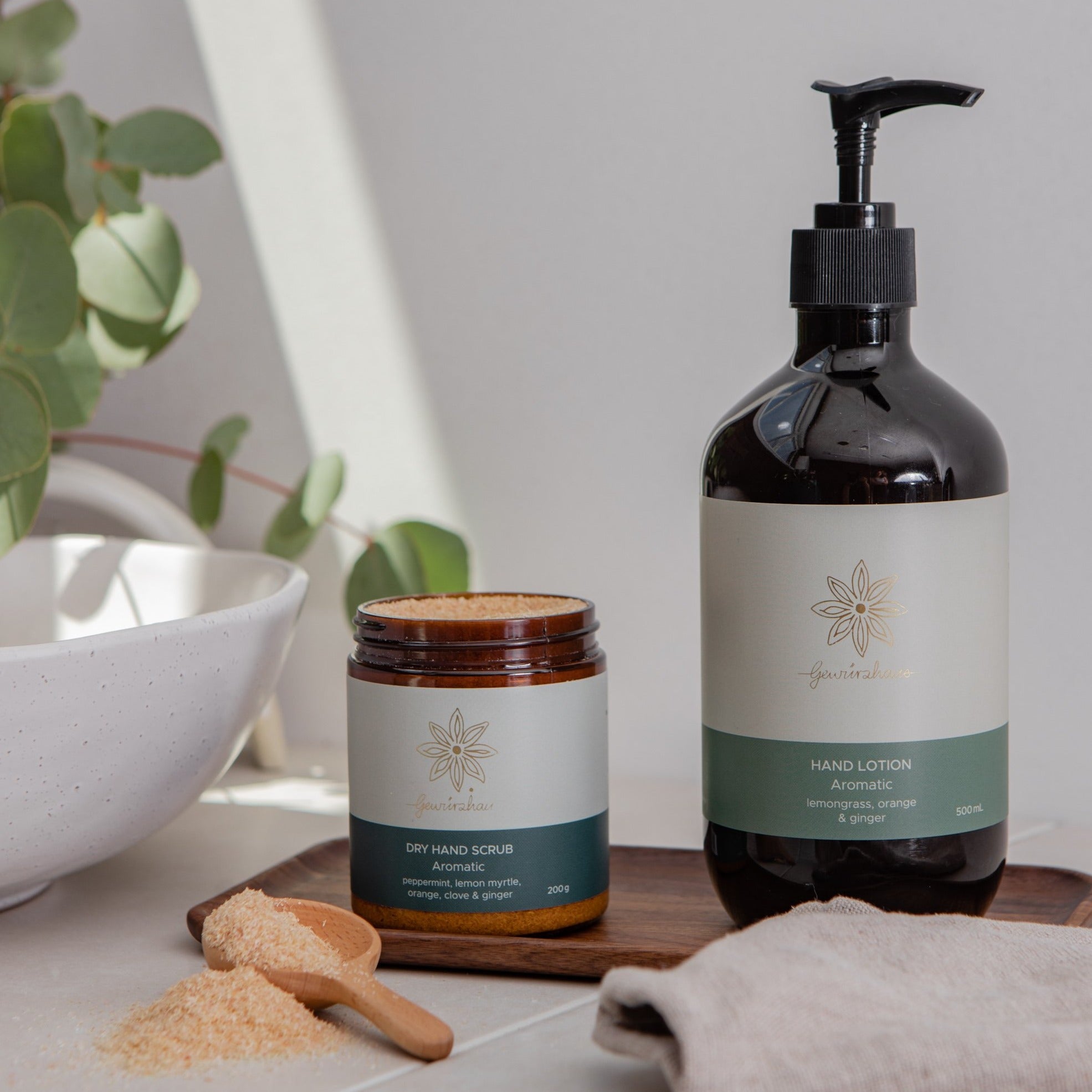 Lemon Myrtle & Peppermint Dry Albo Wood Aromatic Hand Scrub - Gewürzhaus