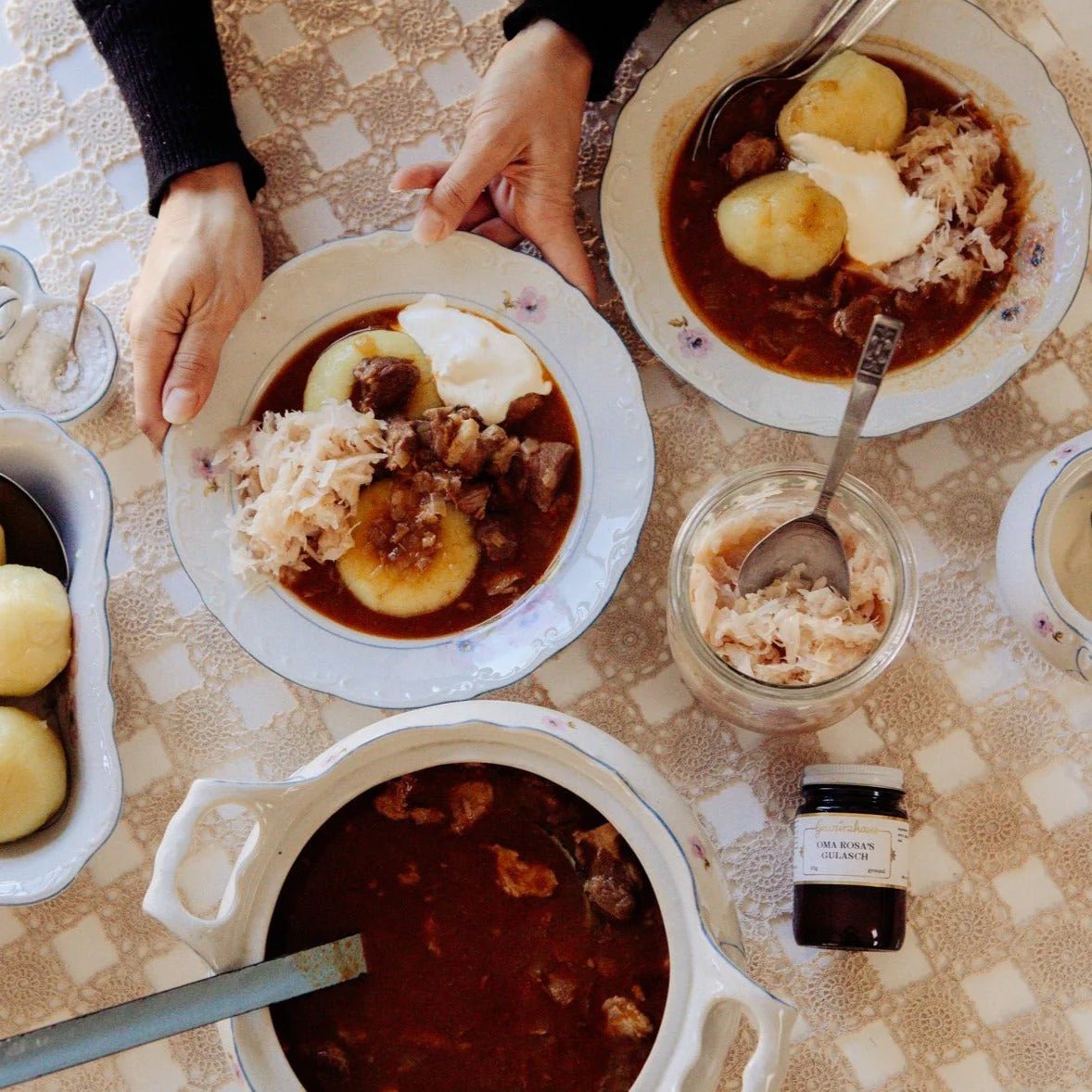 Oma Rosa's Gulasch - Gewürzhaus